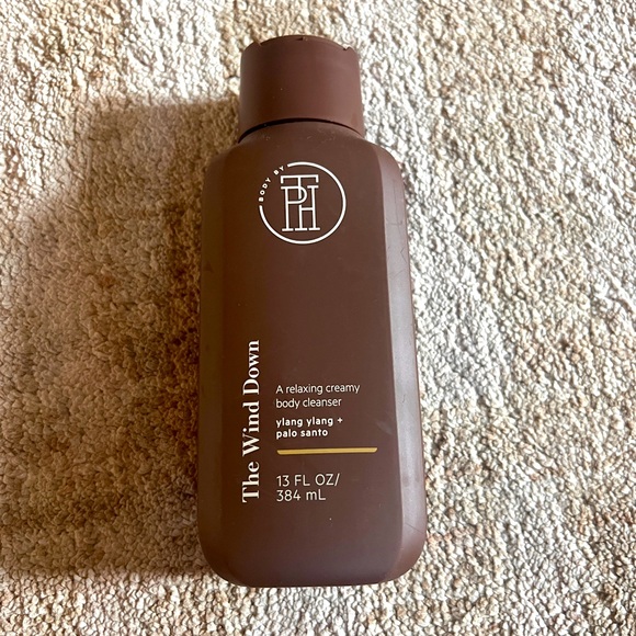 TPH by Taraji body cleanser - Picture 1 of 2